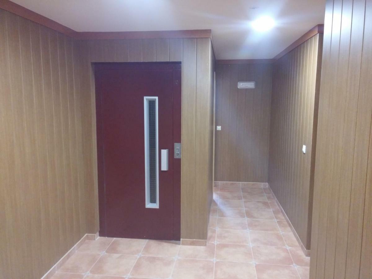 Hotel Rural Puerta De Caderechas Terminon Exterior photo